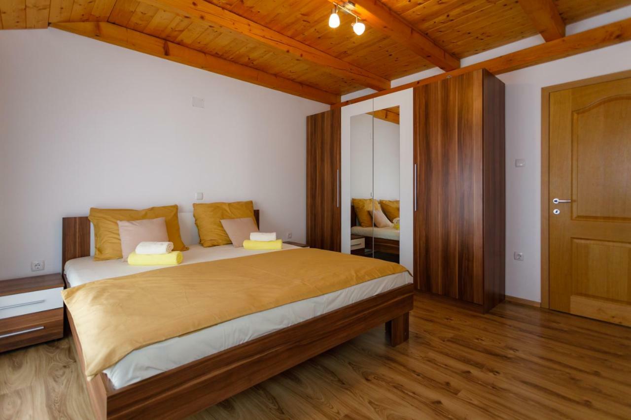 מאלינסקה Apartment Aleksandra מראה חיצוני תמונה