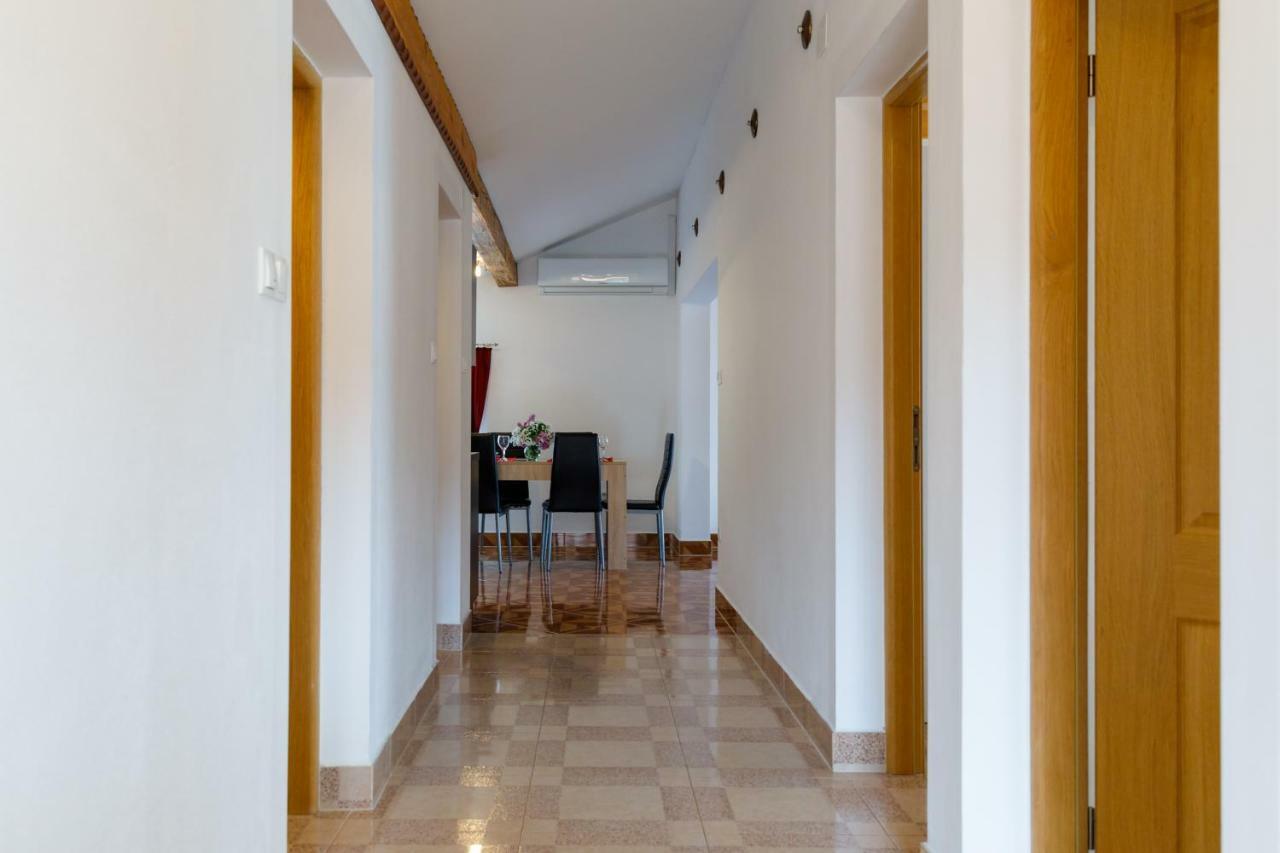 מאלינסקה Apartment Aleksandra מראה חיצוני תמונה
