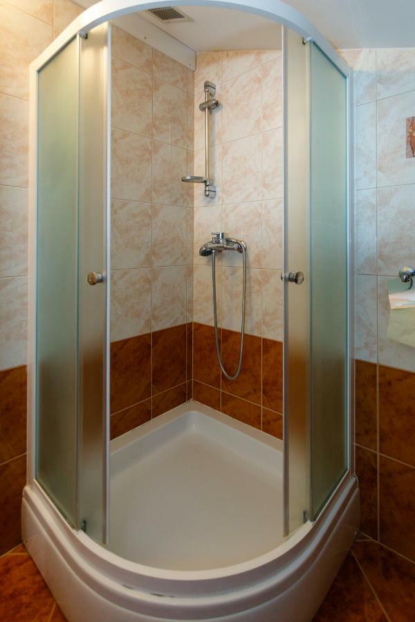 מאלינסקה Apartment Aleksandra מראה חיצוני תמונה